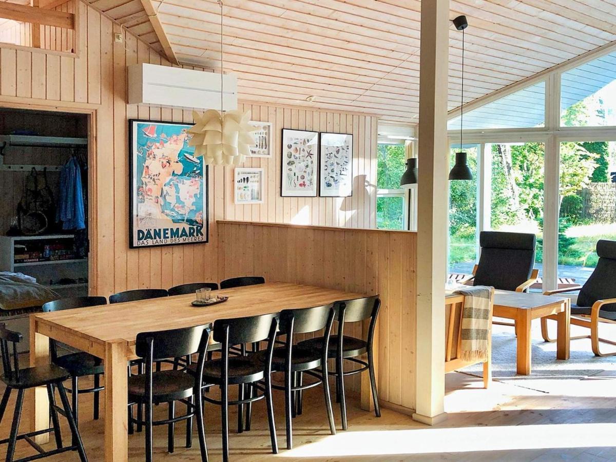 8 Person Holiday Home In Gedser Extérieur photo